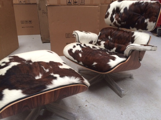 Eames lounger pony skin03