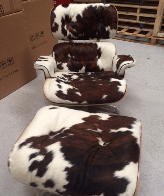 Eames lounger pony skin04