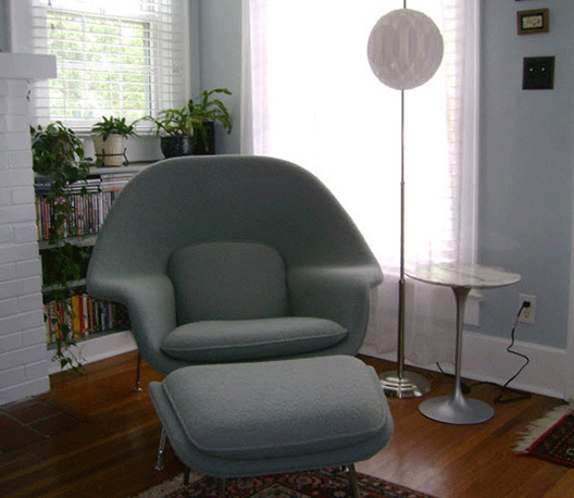 Grey womb chair