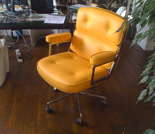 Lobby chair eames yellow