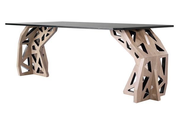 Aponte designer table01Aponte  Table