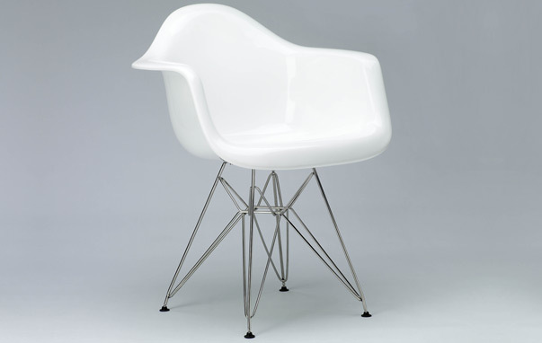 Photograph of Eames Style DAR Dining Chair