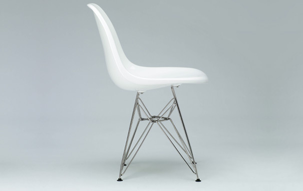 Photograph of Eames Style DSR Dining Chair