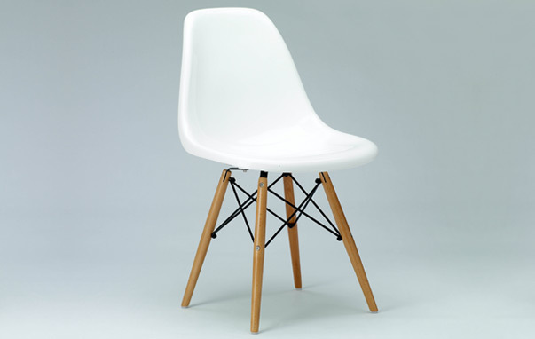 Photograph of Eames Style DSW Dining Chair